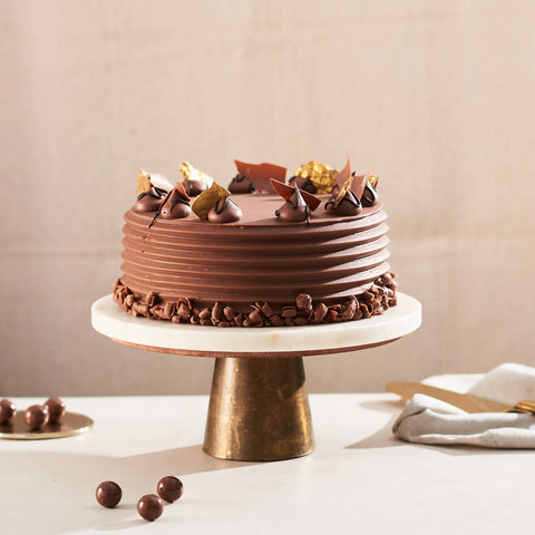 Fludge Celebration Cakes – Zed The Baker